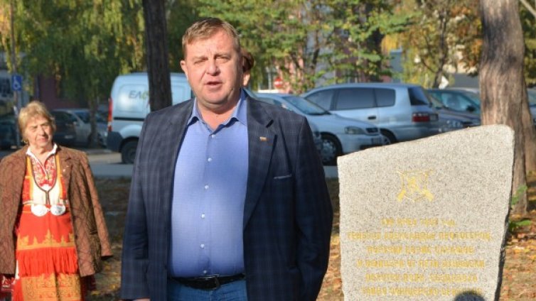 Каракачанов за доклада от ЕК: Унизително мероприятие!