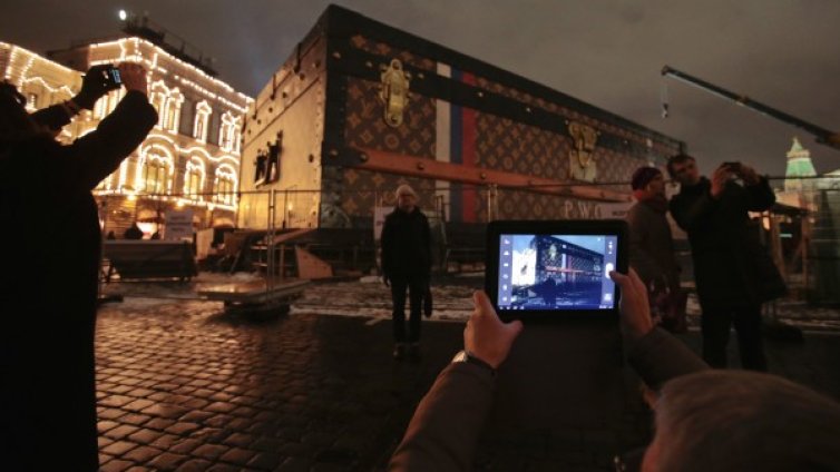 Оспорван закон за контрол върху нета влиза в сила в Русия