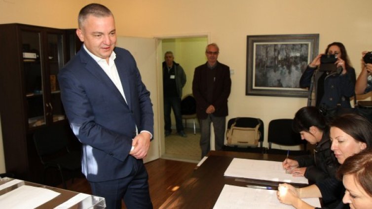 Варна преизбра Портних, в Пловдив новият кмет ще е Здравко Димитров
