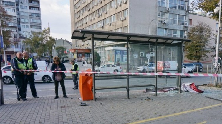Шофьорът, помлял хората на спирка във Варна, не бил пиян  