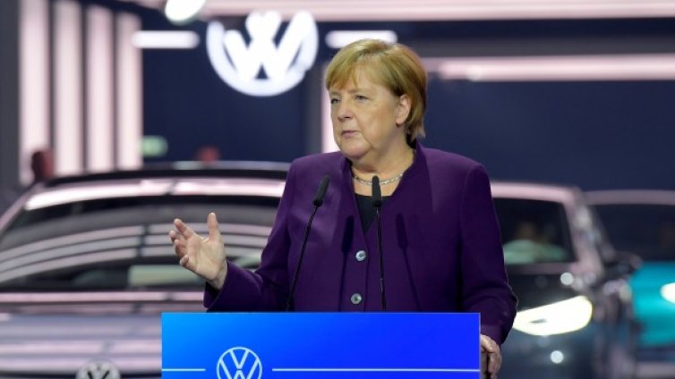 Ангела Меркел не дочакала реда си за "Трабант"
