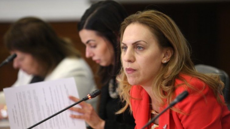 Приеха бюджет 2020: Минималната заплата се вдига с 8.9 на сто