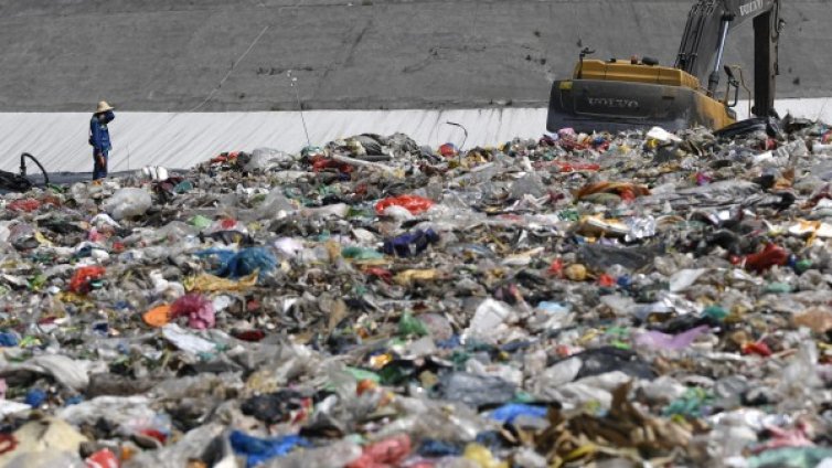 Най-голямото сметище в Китай се напълни 25 г. по-рано