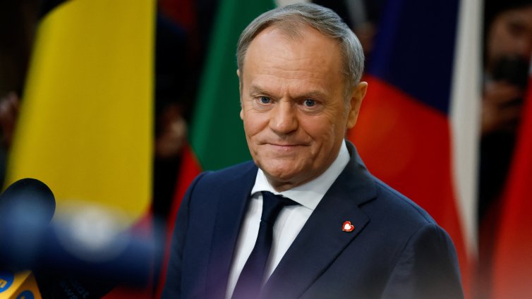 Туск към Тръмп за митата: Помислете пак, господин президент!  