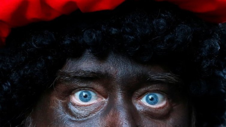 Холандия разделена: За и против Черния Пит, помощник на Дядо Коледа 