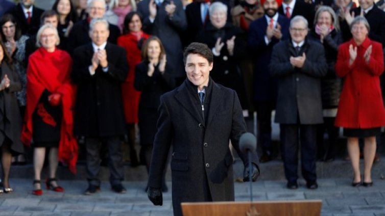 Трюдо представи новия си кабинет с равен брой мъже и жени