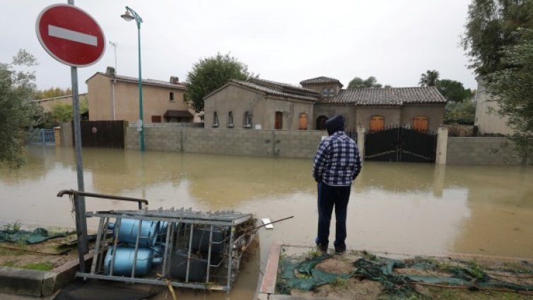 Четирима загинаха при наводнения в Югоизточна Франция