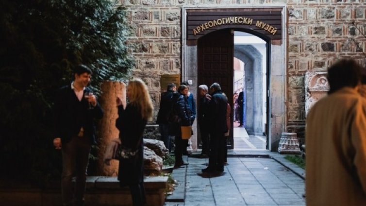 Стотици аплодираха новата документалната поредица &bdquo;Средновековна слава&ldquo;