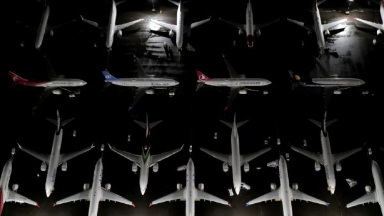 След проверка: Откриха пукнатини в 13 самолета Boeing 737 NG