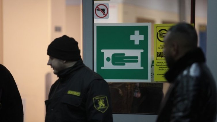 Взрив на кислородна бутилка в "Пирогов", две жертви и десетки евакуирани