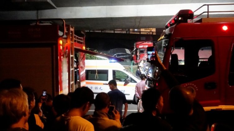 Строящ се тунел рухна в Китай, има жертви