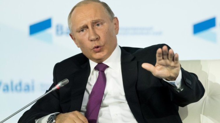Путин: Уикипедия е ненадеждна и трябва да бъде заменена