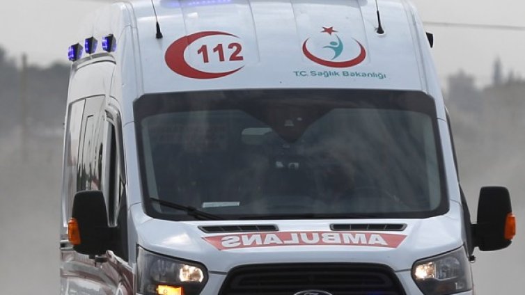 Срутила се къща в Турция погреба трима