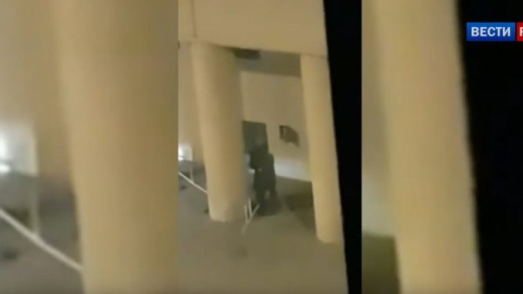 Мъжът, нападнал ФСС в Москва, влюбен в оръжията?