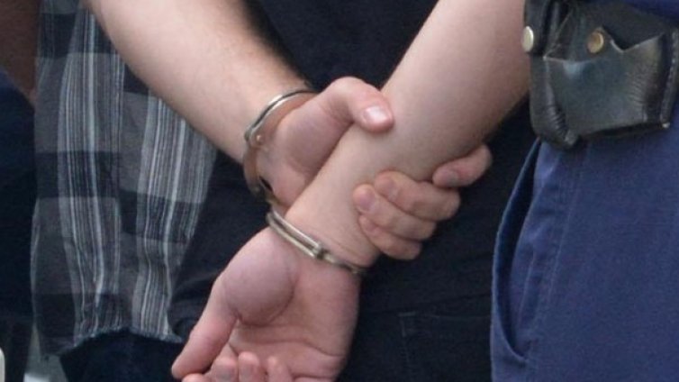 32-годишен пазарувал онлайн техника с чужди лични данни