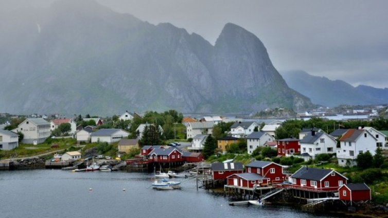 Български моряци са паднали от кораб в Норвежко море