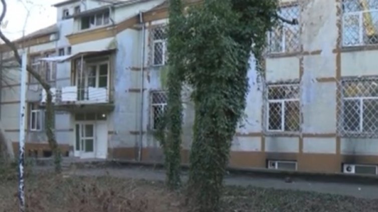 Опасни съседи: Психичноболни без охрана в болницата, излизат, когато искат 