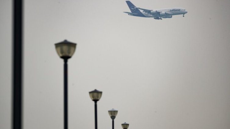 "Луфтханза" и "Еър Франс" спират полетите до Ирак и Иран 