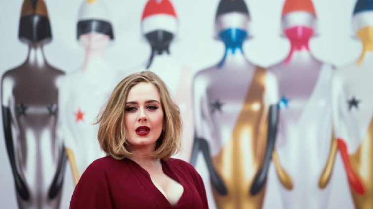 Адел твърде слаба, но - здрава