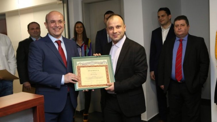 Отличиха Investor.bg с голямата медийна награда на БФБ