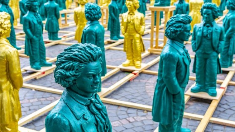 Лекари: Бетовен е оглушал заради отравяне с оловно вино? 