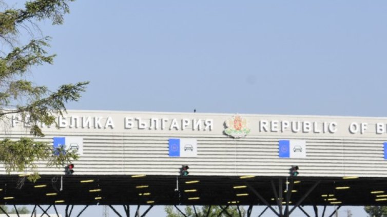 Те са завършили в Германия, а се връщат в България. Защо и съжаляват ли? 