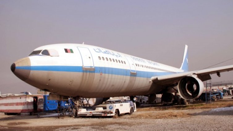 Разбилият се в Афганистан самолет използван от армията?