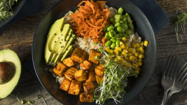 Купата на Буда - събира полезните храни