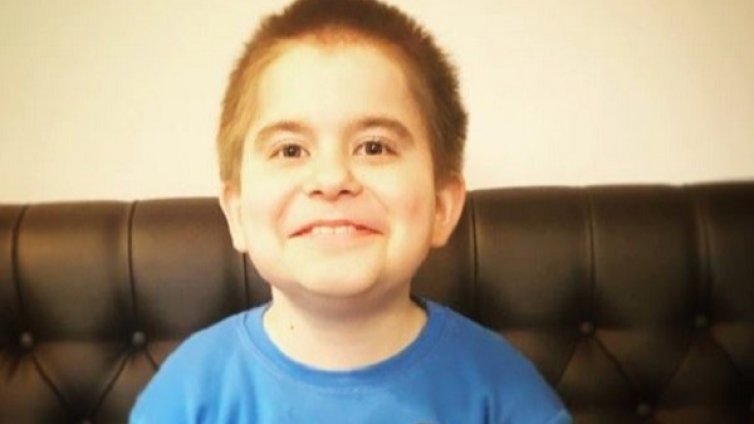 Да помогнем на Йосиф да има щастливо детство!