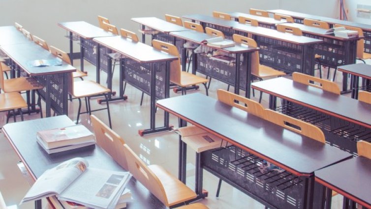 Учениците в София се връщат в клас, грипната ваканция свърши