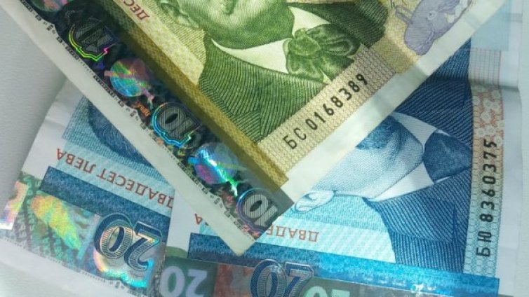 За 10 лв. подкуп: Шофьор с пробация и 250 лв. разноски