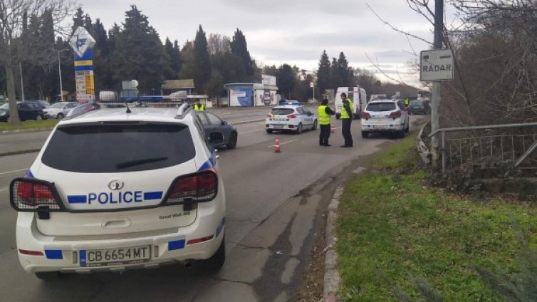 19 души в ареста след спецакцията в Бургас