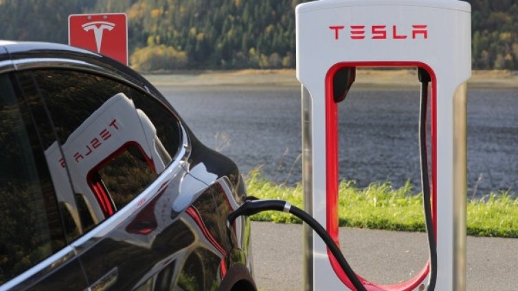 Европа се конкурира с Китай и Tesla, изгражда гигазавод 