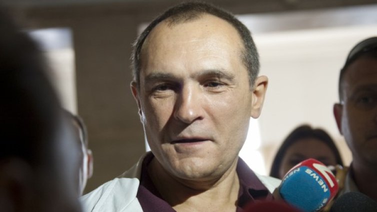 Със 120 страници искаме екстрадицията на Божков 