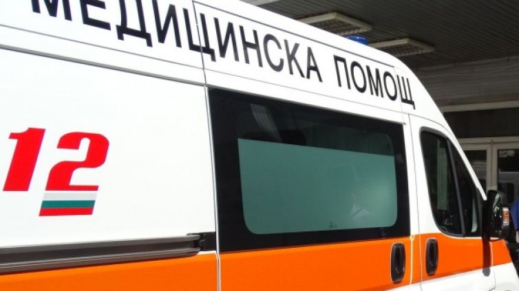 Метален варел се взриви, 64-годишен в болница