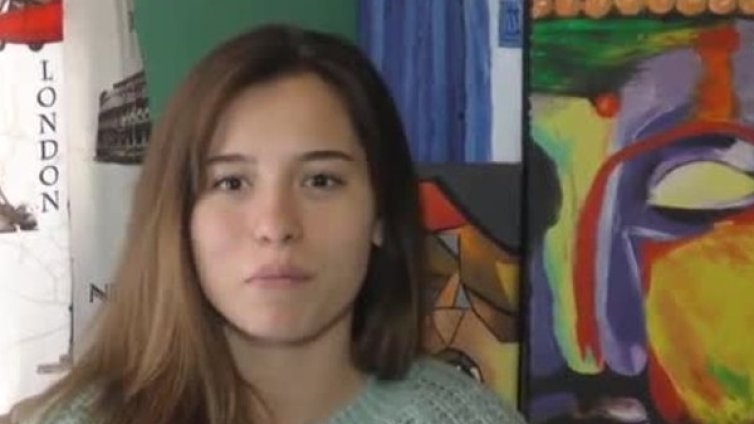 Самоуката Айтен, която рисува икони