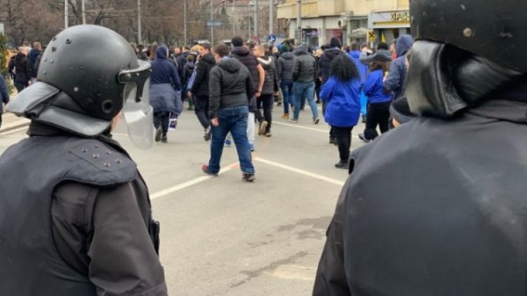 Десет в ареста преди вечното дерби Левски -  ЦСКА