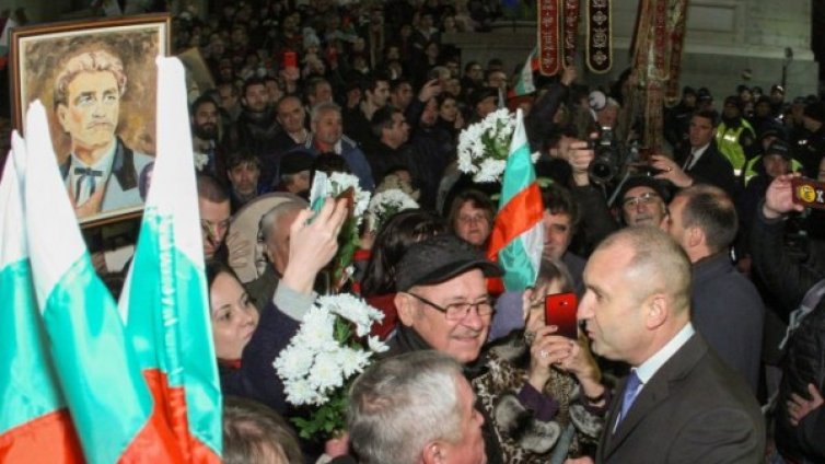 Радев противопоставял институциите, не било нормално 