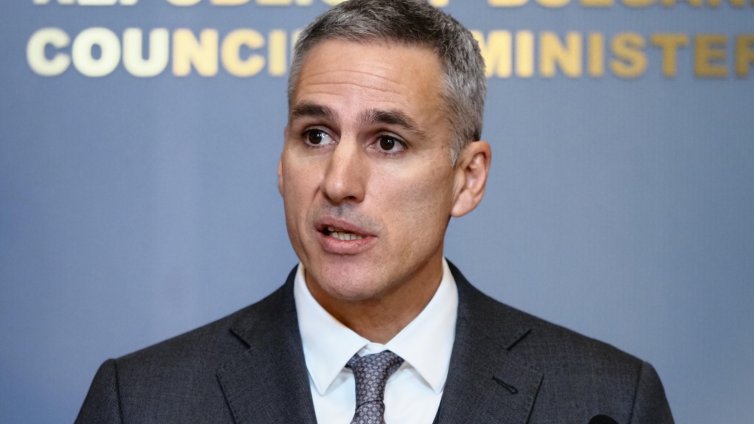 Андрей Гюров свиква Съвет по сигурността днес в 13 часа