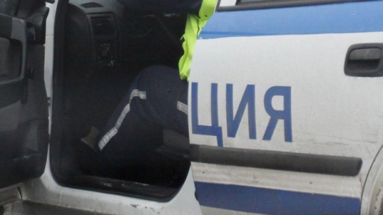 13 души са задържани при акция в Гоцеделчевско