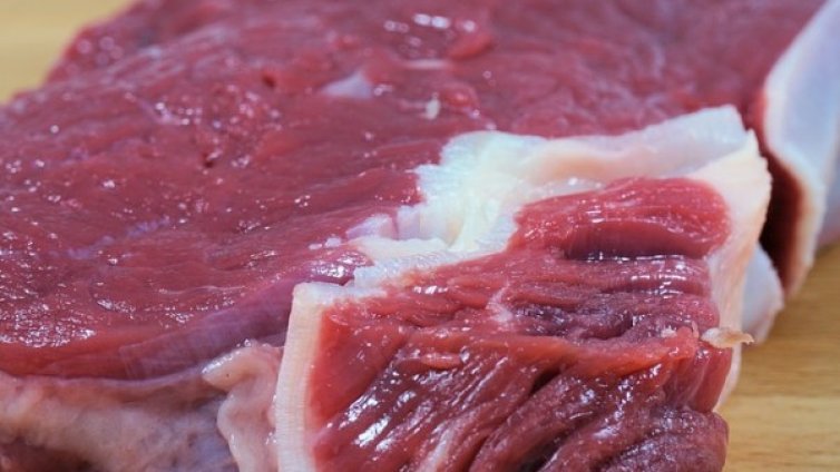 БАБХ откри нови 35 т съмнително месо в Плевен