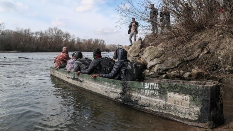 България отвори бента на Марица заради мигрантите 