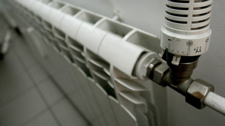 КЕВР иска по-ниски сметки за парно и топла вода