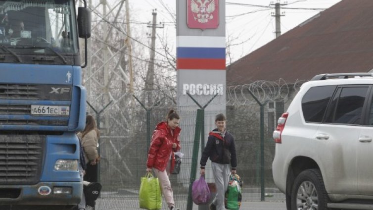 Заразените с коронавирус в Русия се увеличават 