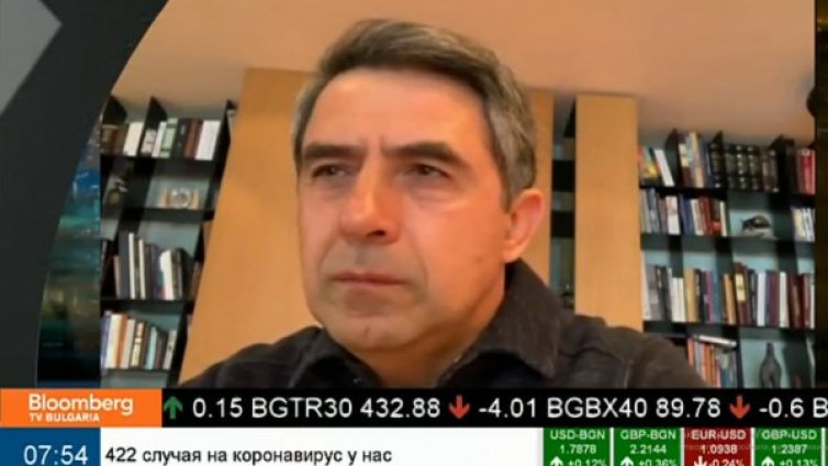 Плевнелиев прогнозира: Поне 3 години ще трае тази криза