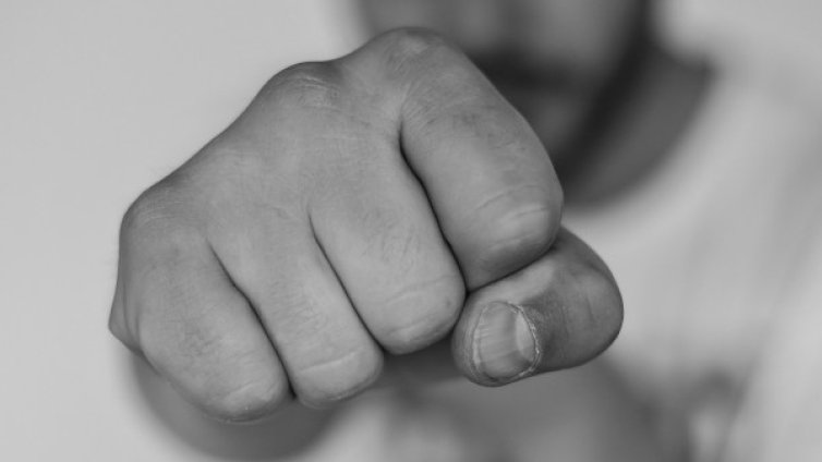 Изолацията - жертвите на насилие са в капан