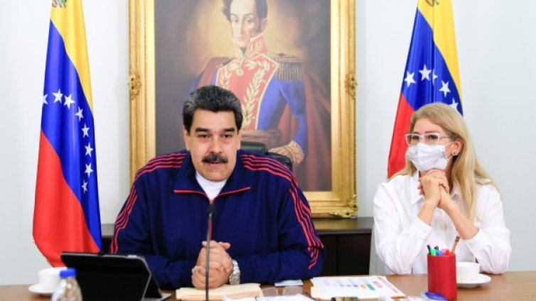 Дрога, секс и коронавирус &ndash; елитът на Венецуела не спира да купонясва