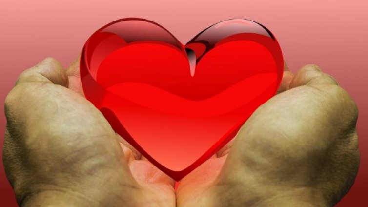 Момичнце дари парите от рождения си ден на болница "Шейново"