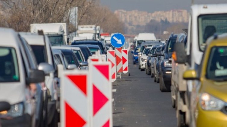 Пикът на тревога у нас отмина, омръзна ли ни коронавирусът?