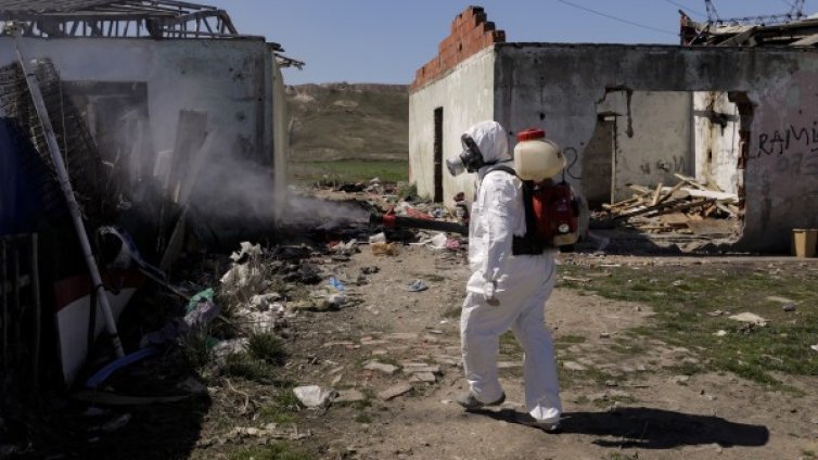 Български футболист се прибра от Косово заради COVID-19